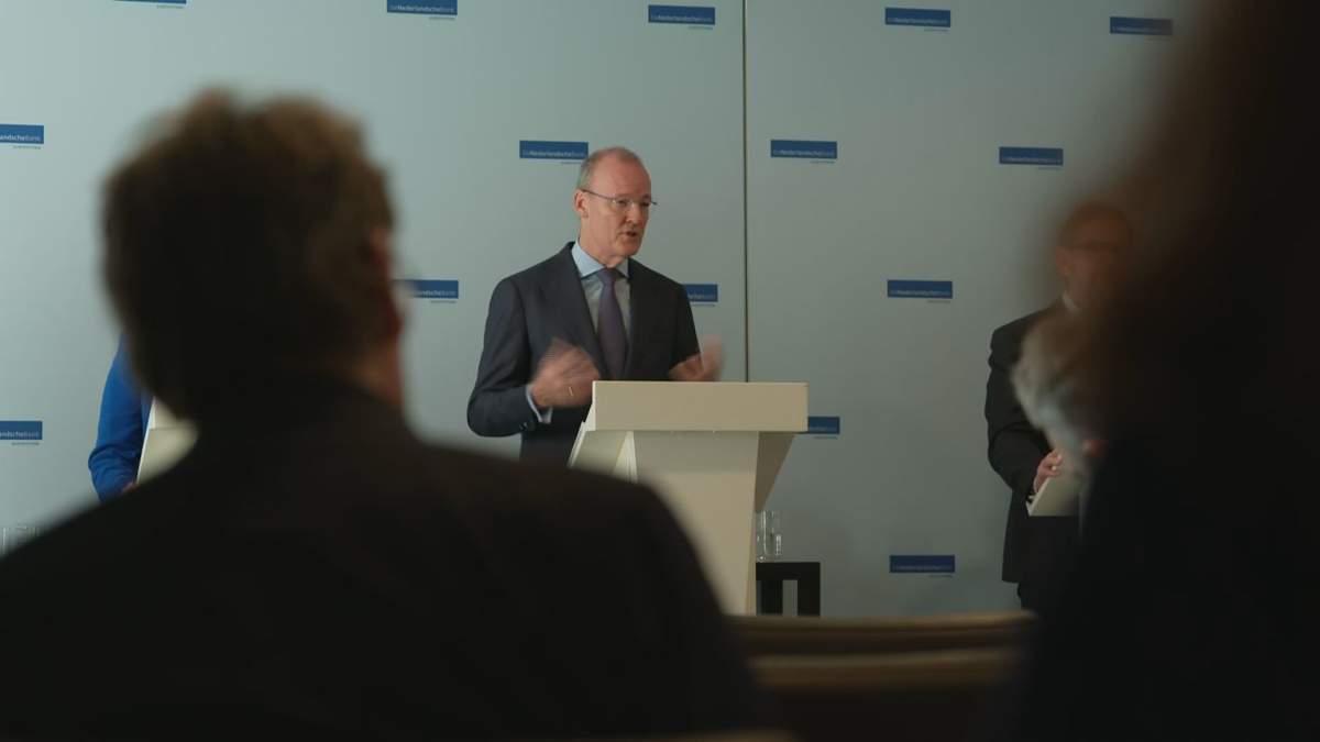 Volgens DNB presteert economie wel, maar voelen burgers dit anders