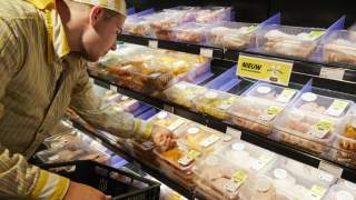 Jumbo zegt vaarwel tegen vleesaanbiedingen als eerste grote keten