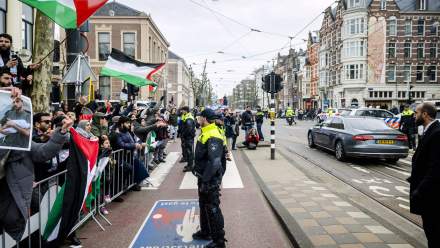 Premier Rutte staat achter Halsema tegenover kritiek van Wilders