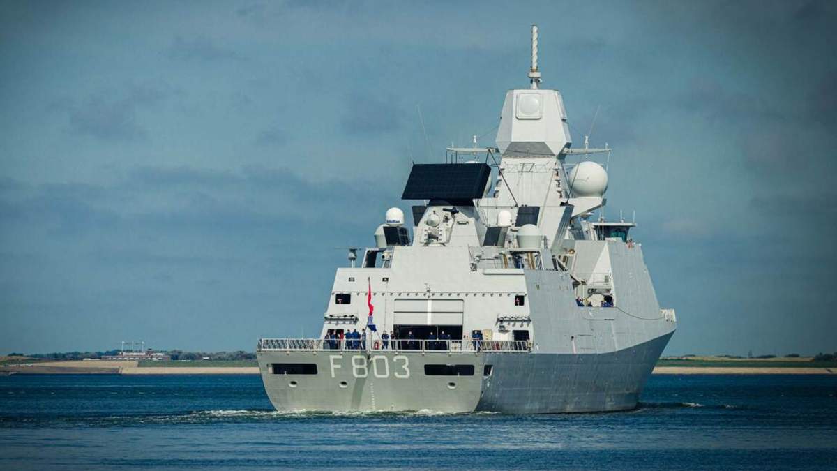 Zr.Ms. Tromp ingezet voor maandlange missie in de Rode Zee