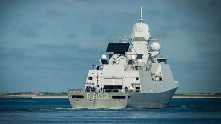 Zr.Ms. Tromp ingezet voor maandlange missie in de Rode Zee
