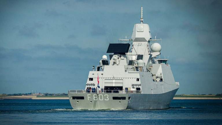Zr.Ms. Tromp ingezet voor maandlange missie in de Rode Zee