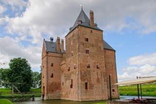 Beleef de magie van Slot Loevestein: Een unieke ervaring in de Nieuwe Hollandse Waterlinie