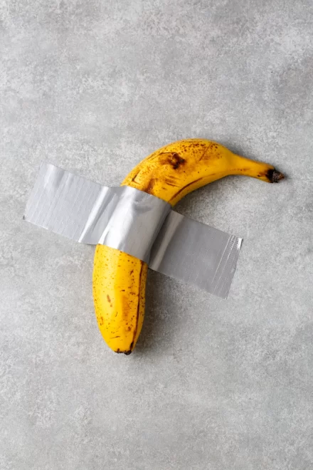 Cryptobelegger betaalt 6,2 miljoen dollar voor ducttape-banaan