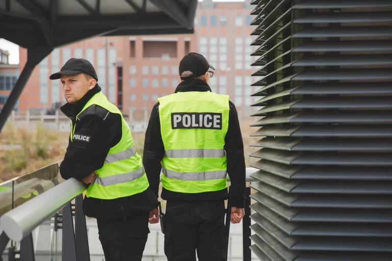 Politie identificeert 45 verdachten van geweld rondom Ajax-Maccabi Tel Aviv-wedstrijd
