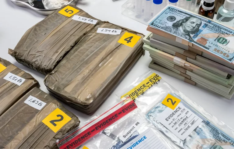 Lange celstraffen voor Nederlanders in Britse drugssmokkelzaak