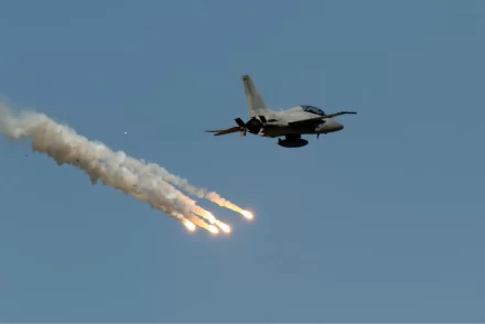 Amerikaanse straaljager neergehaald boven Rode Zee, piloten gered