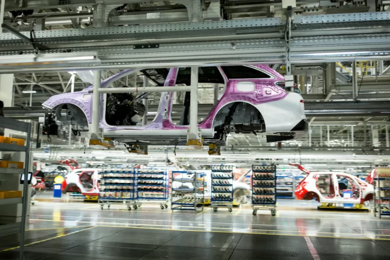 Werkonderbrekingen in negen van de tien Duitse Volkswagen-fabrieken