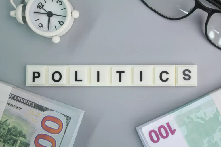Woelig Politiek Jaar Eindigt Met Kwetsbare Coalitie