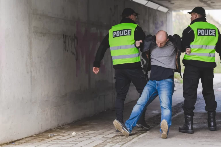 Nederlander Krijgt Drie Jaar Cel Voor Slaan Van Agent in Rusland