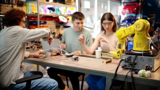 Aantal mbo-studenten blijft dalen: sector waarschuwt voor gevolgen