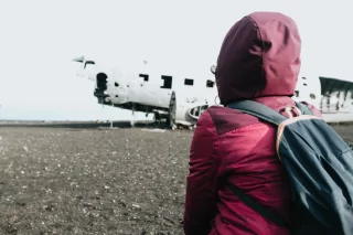 Passagiersvliegtuig stort neer in Kazachstan: tientallen overlevenden