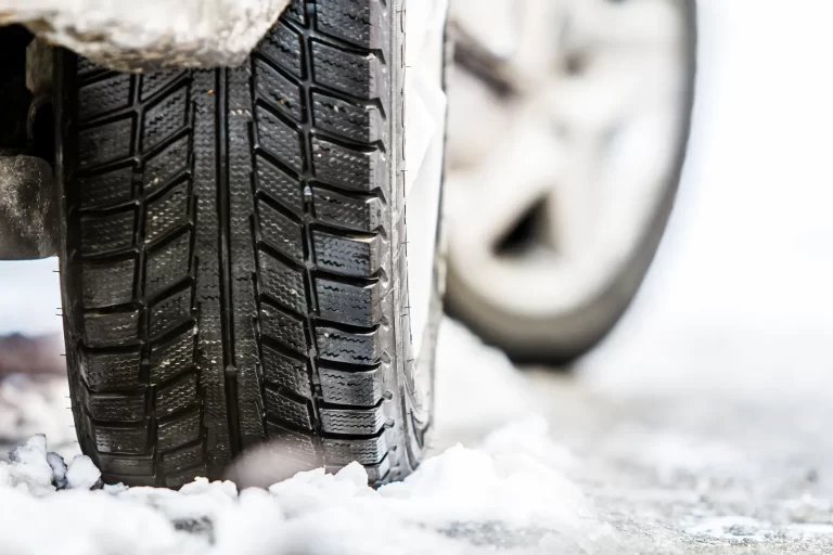 Code geel: Sneeuw en gladheid zorgen voor waarschuwingen op zondagochtend