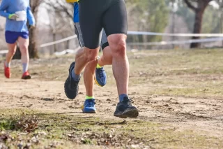 Tesfu en Van den Berg Triomferen bij Sylvestercross in Soest