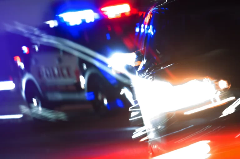 Verkeersongeluk Na Politieachtervolging Eindigt Tragisch