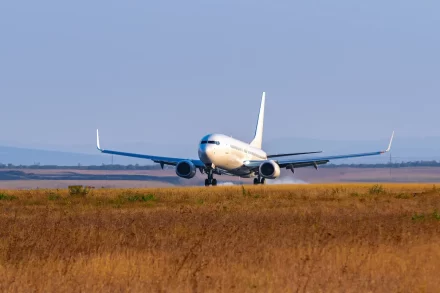 Eerste Commerciële Vlucht naar Damascus Sinds de Val van Assad