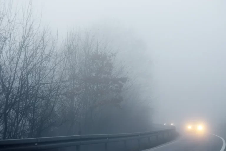 KNMI waarschuwt voor dichte mist in meerdere provincies
